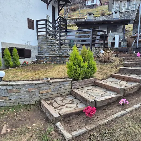 Semesterbostad Natura E Relax Sacco (Sondrio)