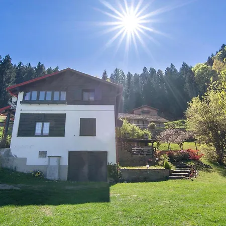 Semesterbostad Natura E Relax Sacco (Sondrio)