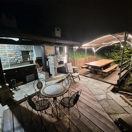 Semesterbostad Natura E Relax